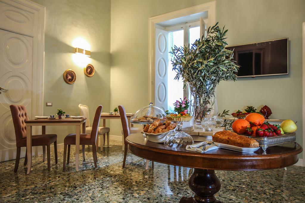 Palazzo Bregante Bed and Breakfast Monopoli Esterno foto